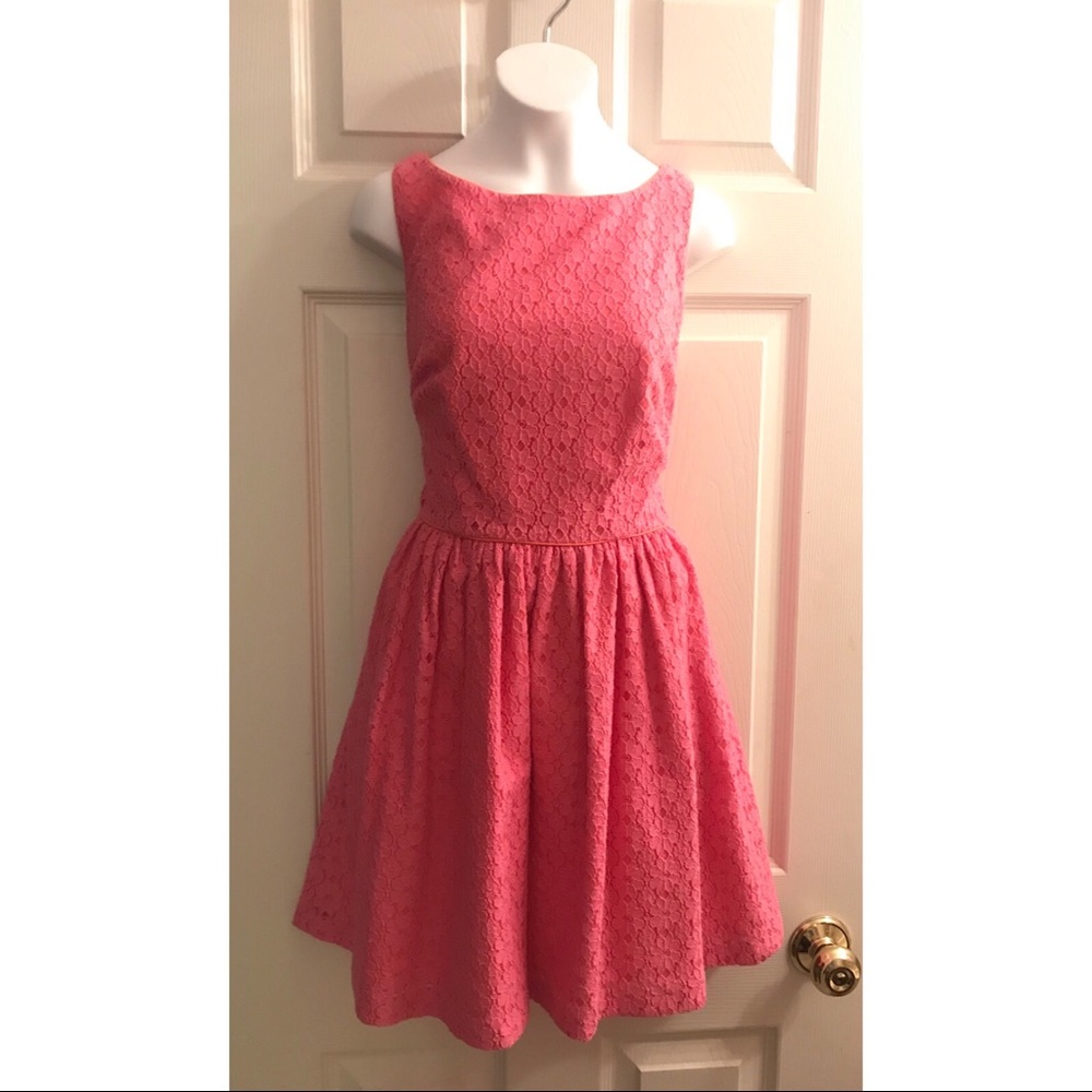 Lilly Pulitzer Aleesa Dress in Hotty Pink - Size 2
